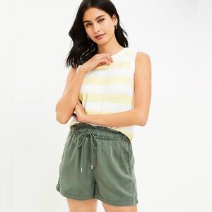 LOFT green paperbag shorts